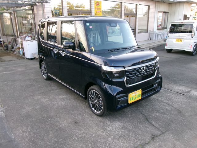 N BOX CUSTOM