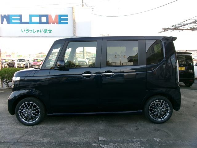 N-BOX CUSTOM