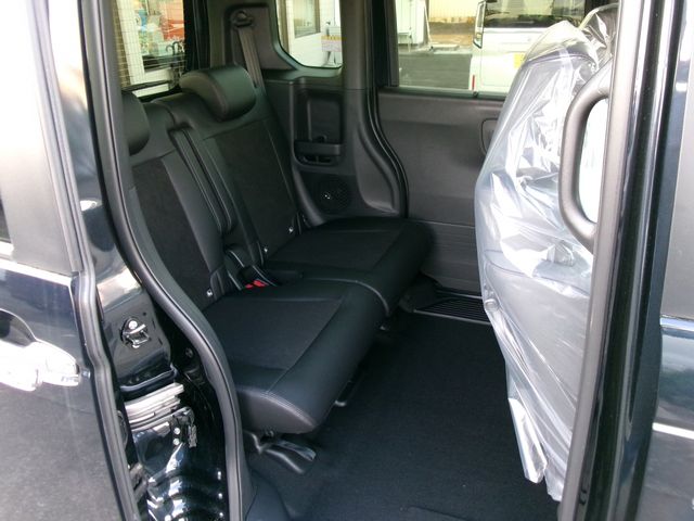 N-BOX CUSTOM