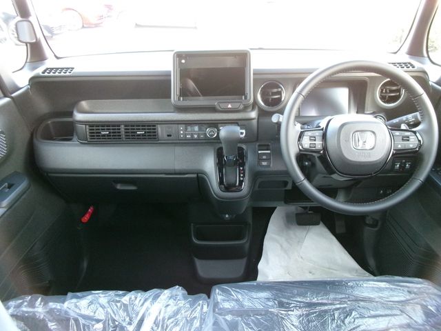 N-BOX CUSTOM