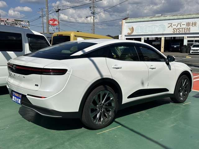 CROWN CROSSOVER