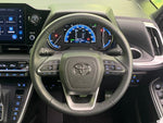 VOXY HYBRID