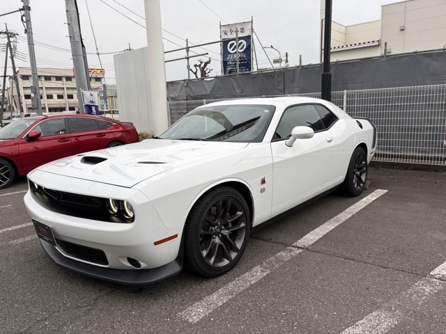DODGE CHALLENGER