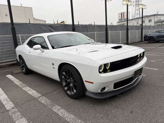 DODGE CHALLENGER