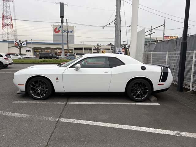 DODGE CHALLENGER