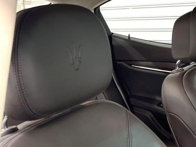 MASERATI GHIBLI Sedan