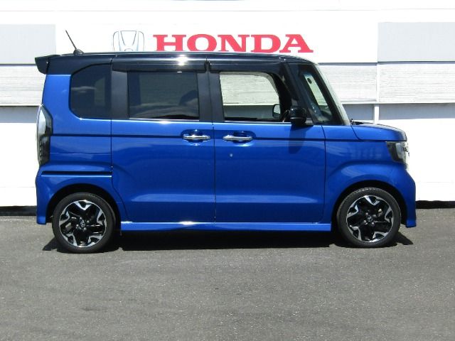 N BOX CUSTOM 4WD