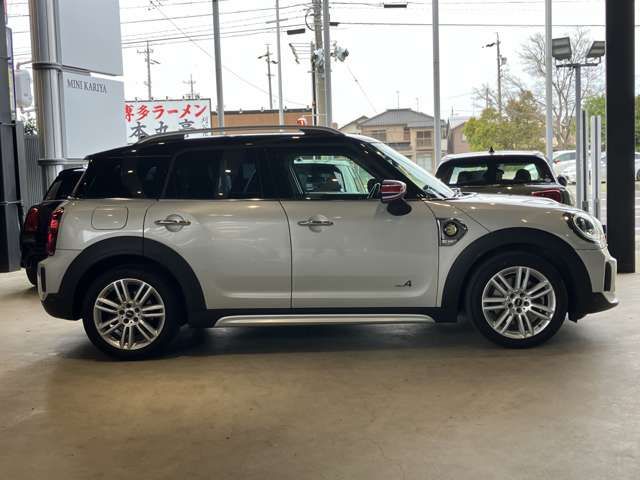 MINI COOPER SE CROSSOVER