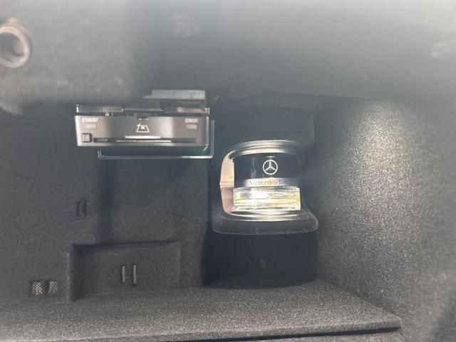 MERCEDES BENZ EQS SUV