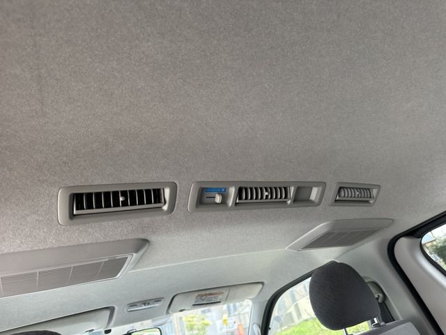HIACE van 4WD