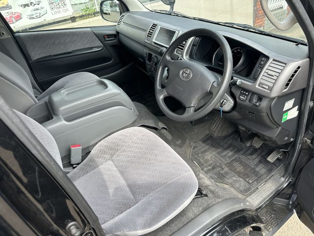 HIACE van 4WD