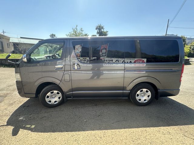 HIACE van 4WD