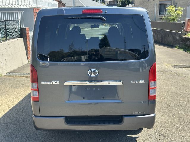 HIACE van 4WD