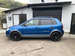 VOLKSWAGEN CROSS POLO