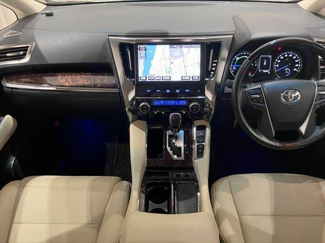 ALPHARD hybrid 4WD