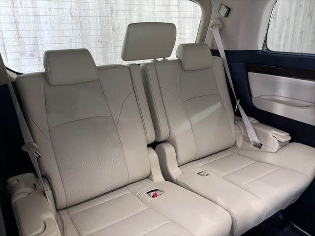 ALPHARD hybrid 4WD