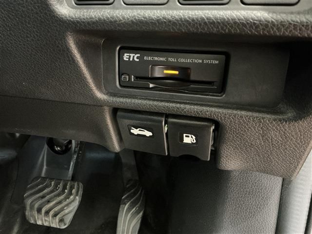 X-TRAIL 2WD