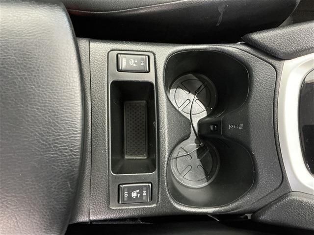 X-TRAIL 2WD