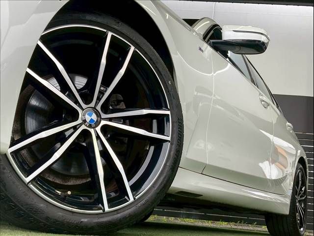 BMW 3 Series sedan