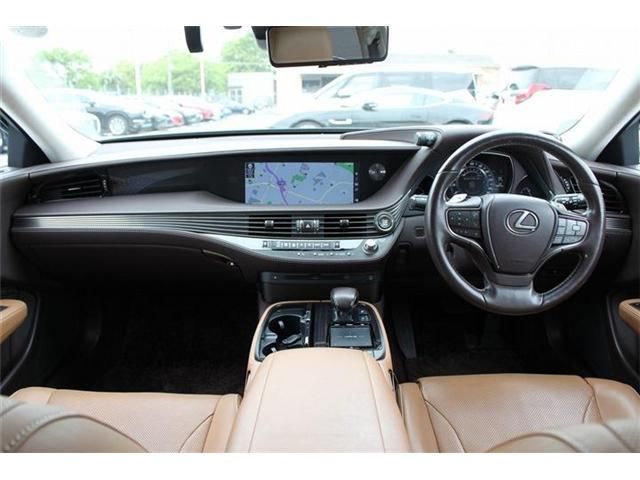 LEXUS LS500