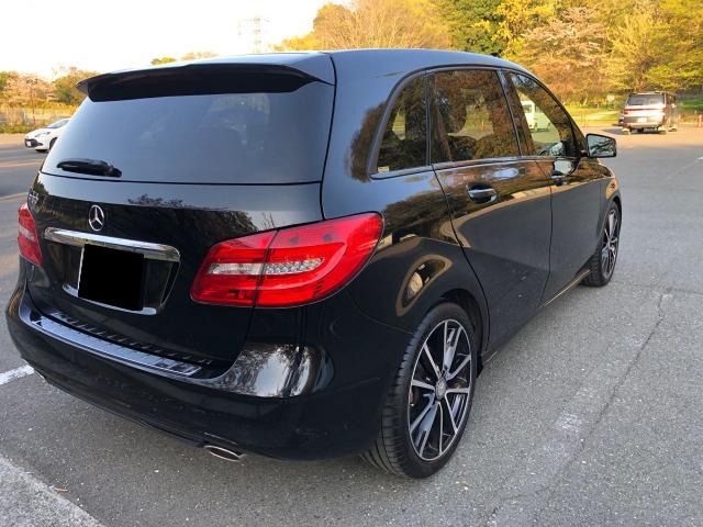 MERCEDES BENZ B class
