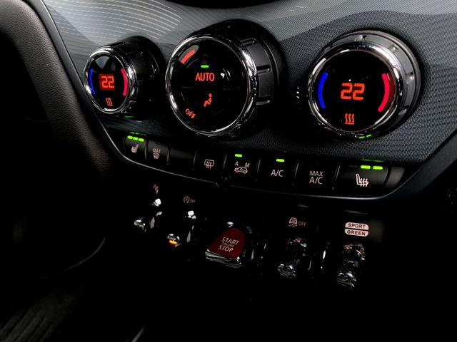 MINI COOPER D CROSSOVER