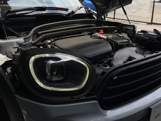 MINI COOPER D CROSSOVER