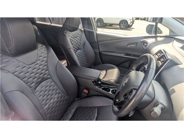 PRIUS PHV