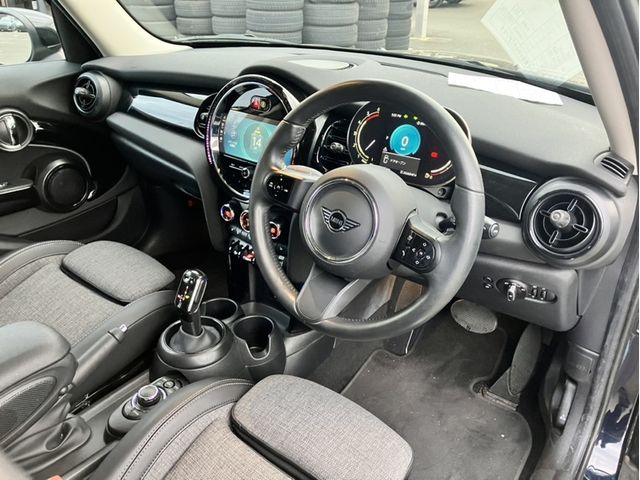 MINI COOPER D 5DOOR