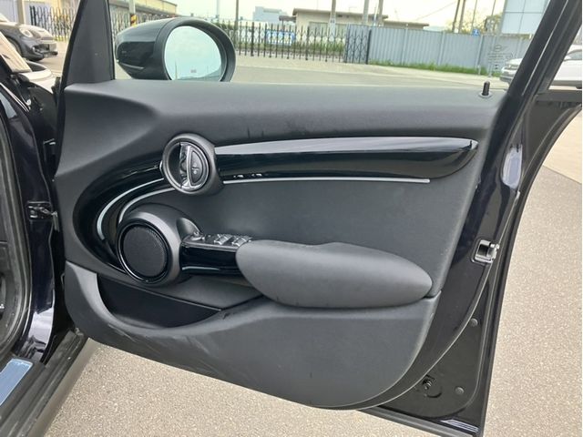 MINI COOPER D 5DOOR