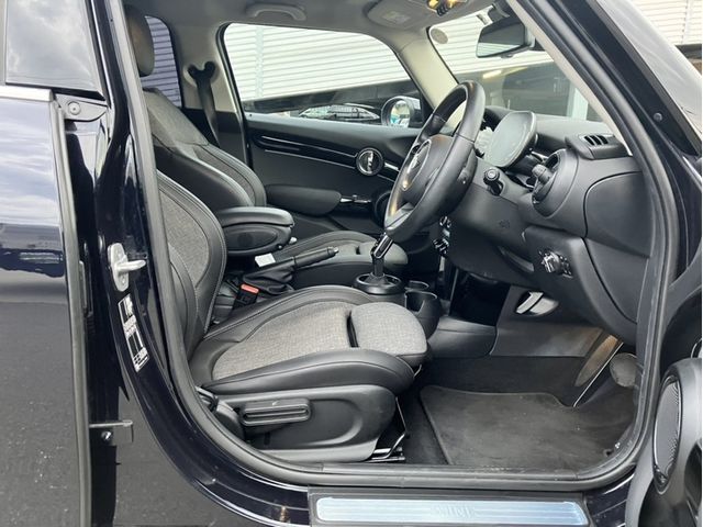 MINI COOPER D 5DOOR