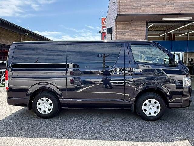 HIACE van 4WD