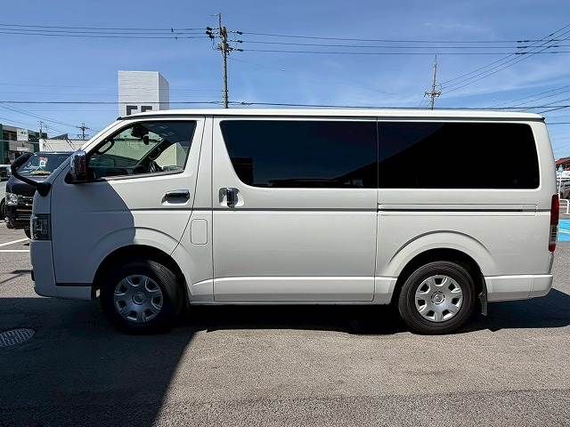 HIACE van 4WD