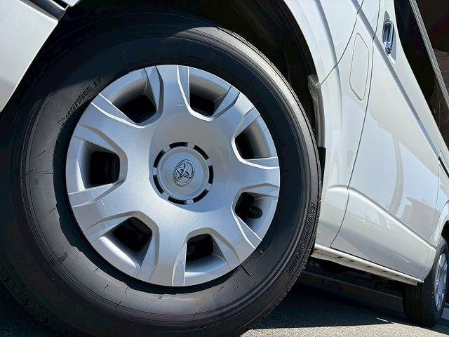 HIACE van 4WD