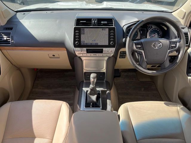 LANDCRUISER PRADO
