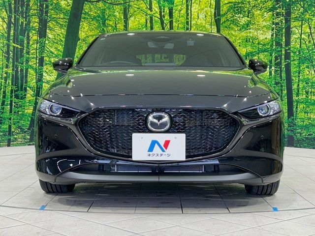 MAZDA3 FASTBACK