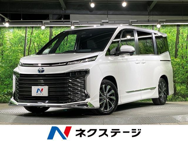 VOXY HYBRID