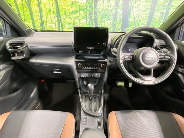 YARIS CROSS HYBRID