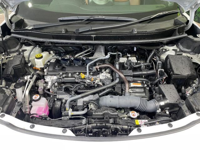 YARIS CROSS HYBRID