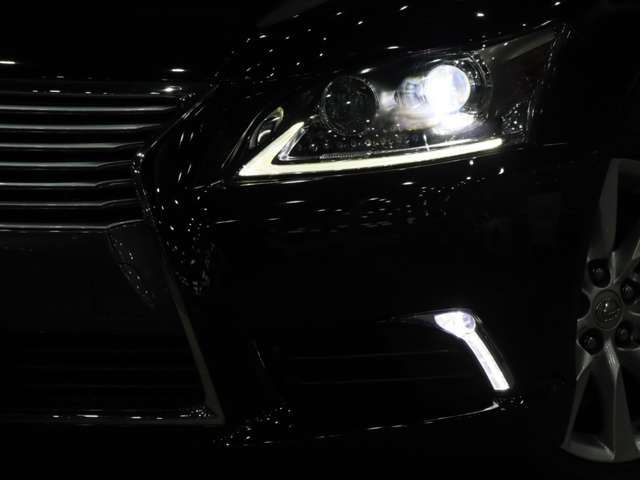 LEXUS LS460