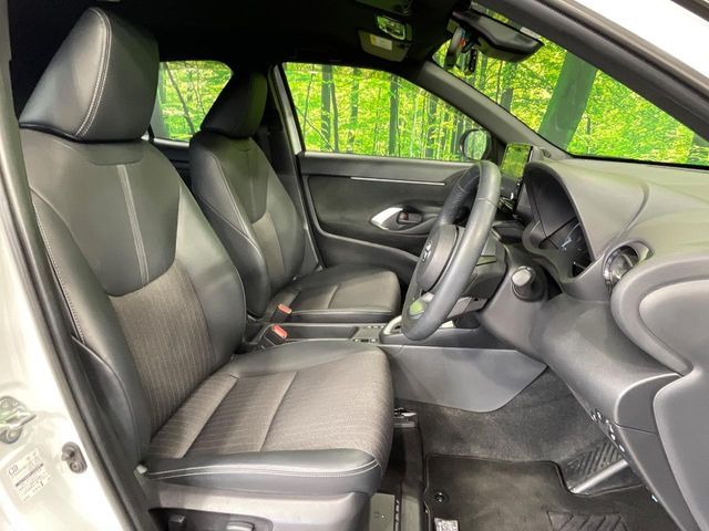 YARIS CROSS HYBRID