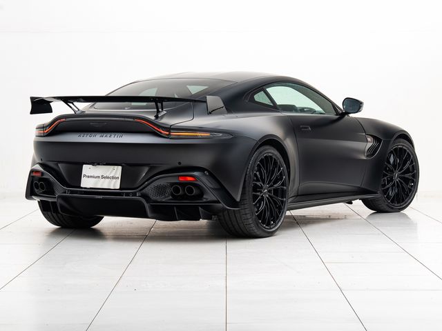 ASTON MARTIN