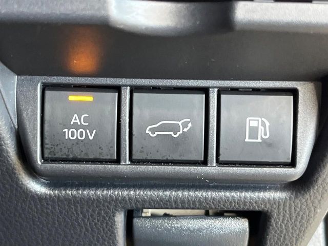 PRIUS 4WD