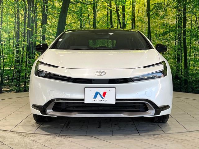 PRIUS 4WD