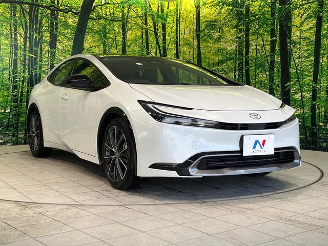 PRIUS 4WD