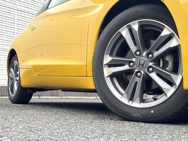 CR-Z
