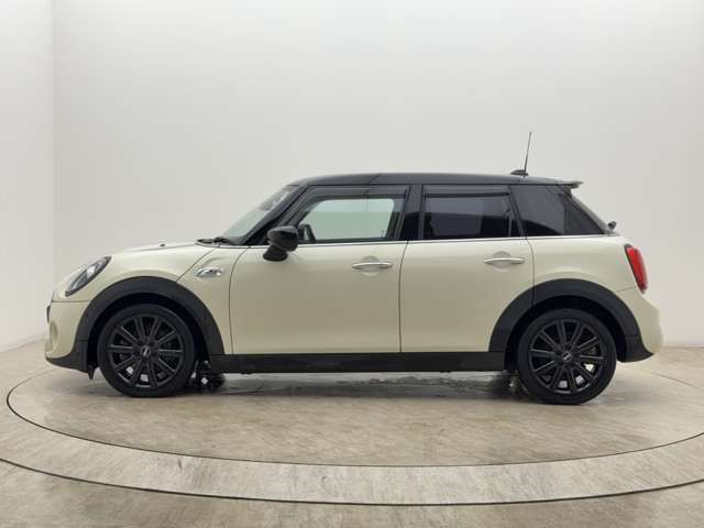 MINI COOPER SD 5DOOR