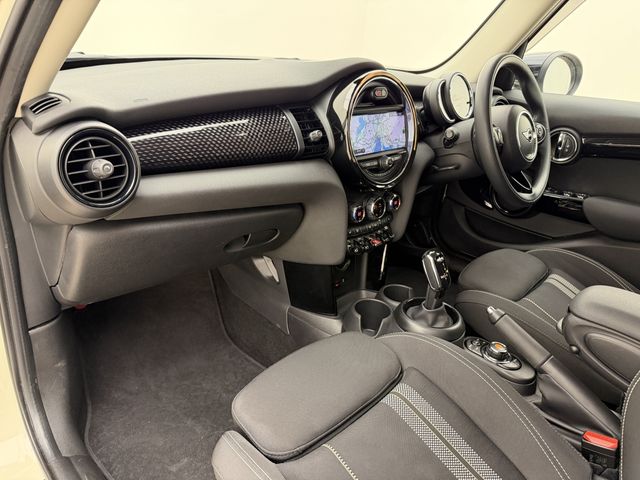 MINI COOPER SD 5DOOR