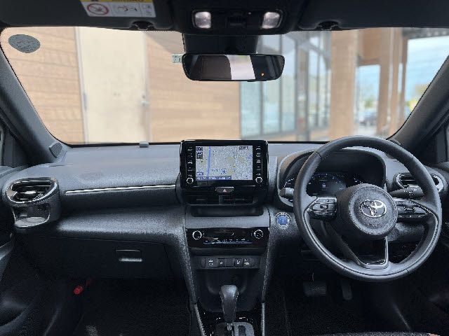 YARIS CROSS HYBRID