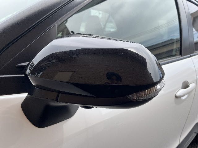 YARIS CROSS HYBRID
